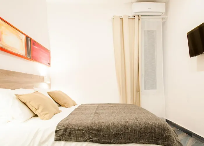 Demi Rooms Napoli